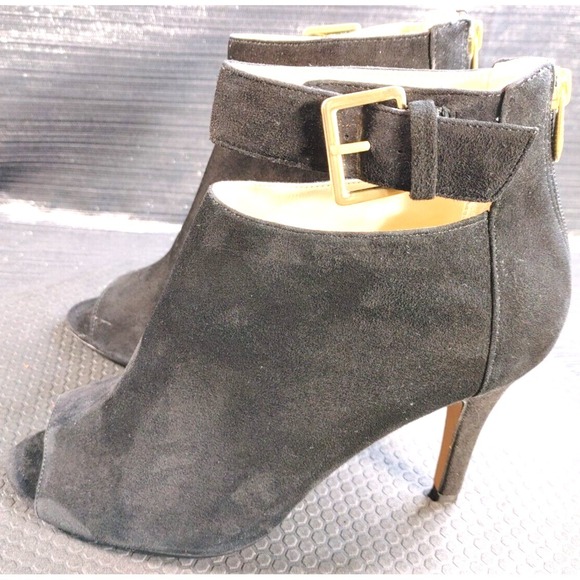Adrienne Vittadini Shoes - ADRIENNE VITTADINI SIZE 9.5 AV-GAIL BLACK BACK ZIP T-STRAP SEUDE PUMP